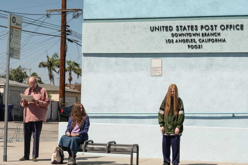 (L to R) Richard Jenkins as "Robert Dyne", Debra Winger as "Theresa Dyne" and Evan Rachel Wood as "Old Dolio Dyne" in director Miranda July's KAJILLIONAIRE, a Focus Features release.