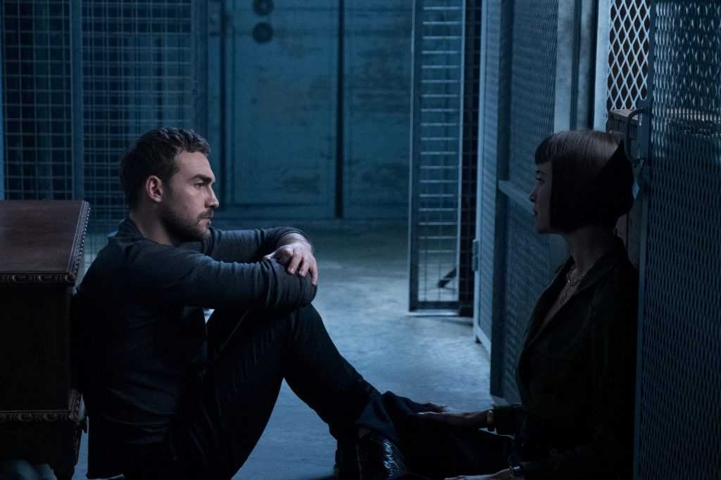Daimon Helstrom (Tom Austen) and Ana Helstrom (Sydney Lemmon)